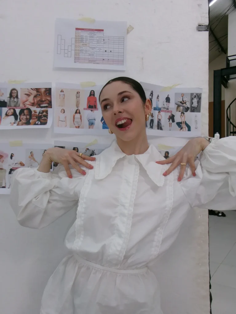 015-queenyshirt_XS-165